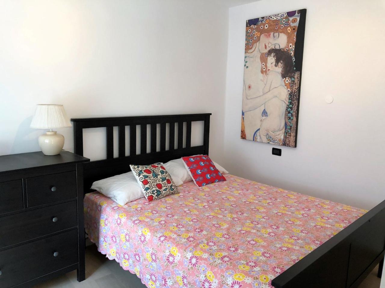 House Claudia By Holiday World Apartment Genoa Bagian luar foto