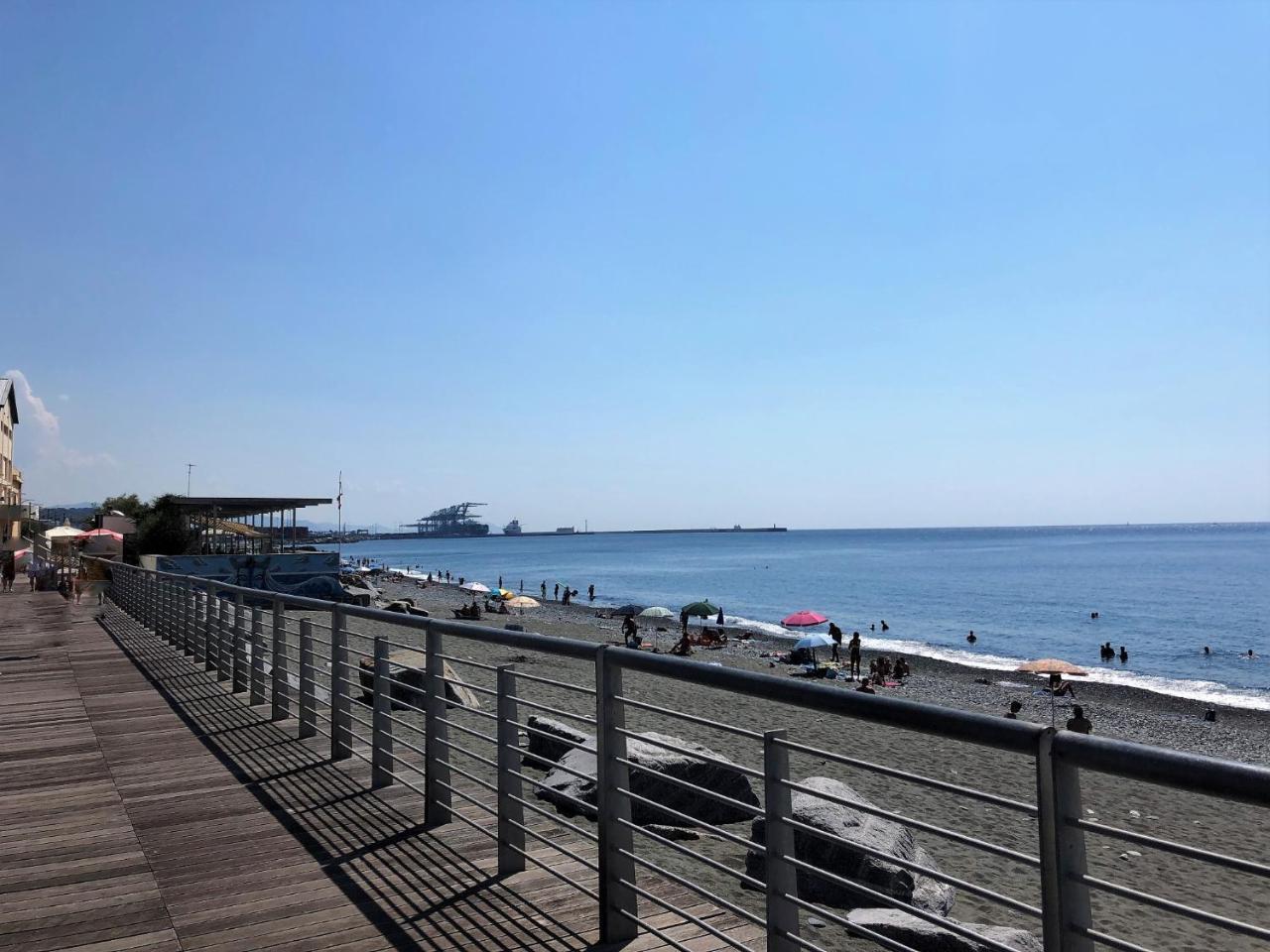 House Claudia By Holiday World Apartment Genoa Bagian luar foto