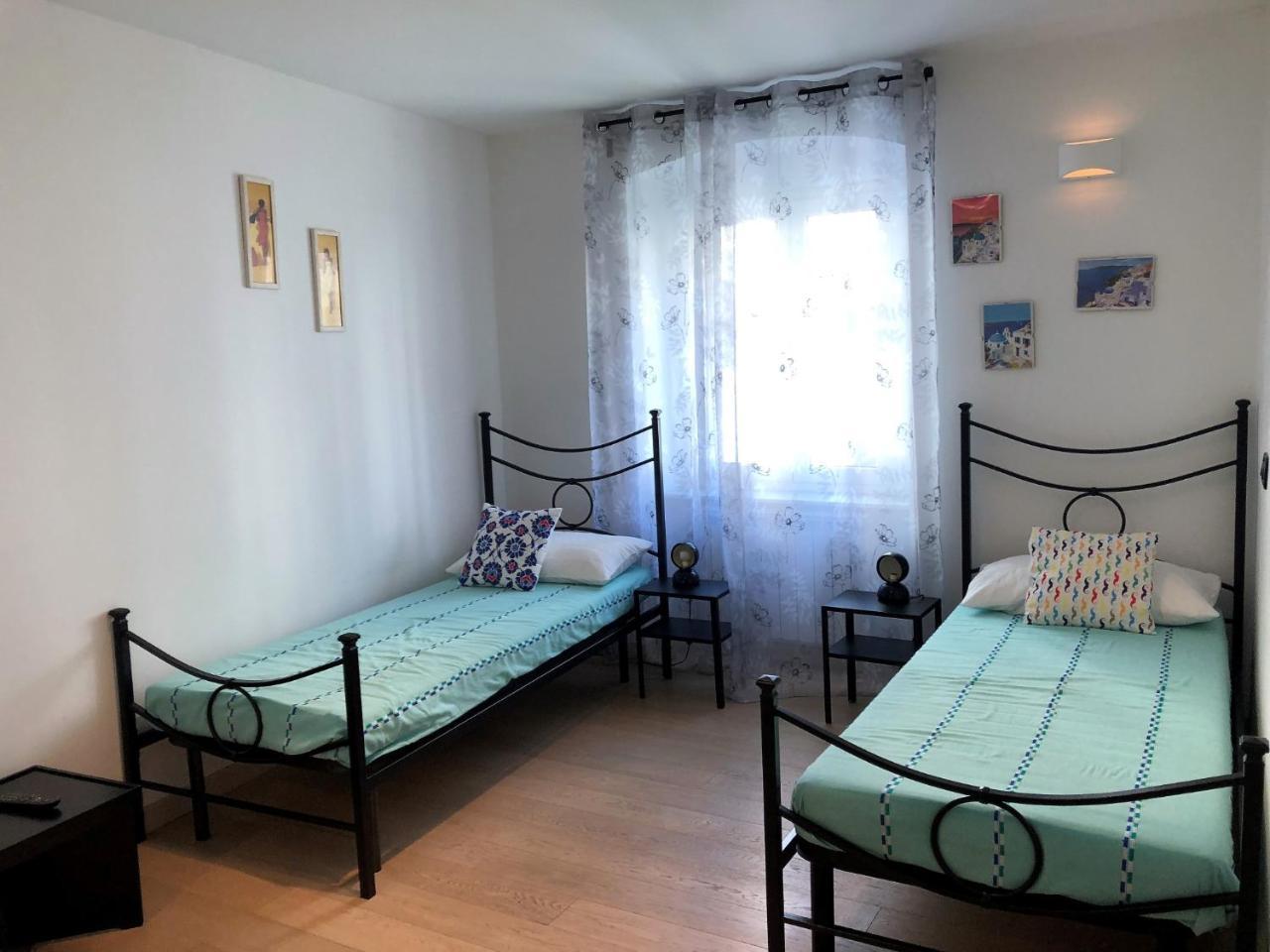 House Claudia By Holiday World Apartment Genoa Bagian luar foto